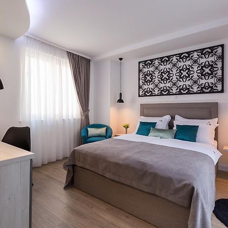 The Well Luxury Rooms ซาดาร์ ภายนอก รูปภาพ