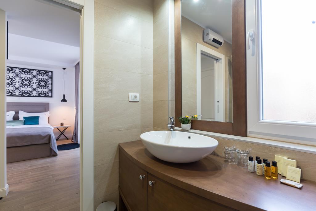 The Well Luxury Rooms ซาดาร์ ภายนอก รูปภาพ